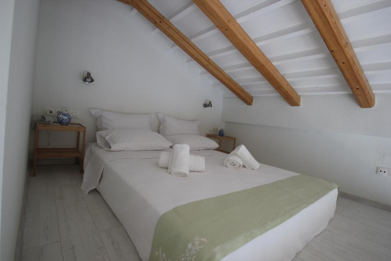 L Anima Boutique Suites Скиатос Екстериор снимка