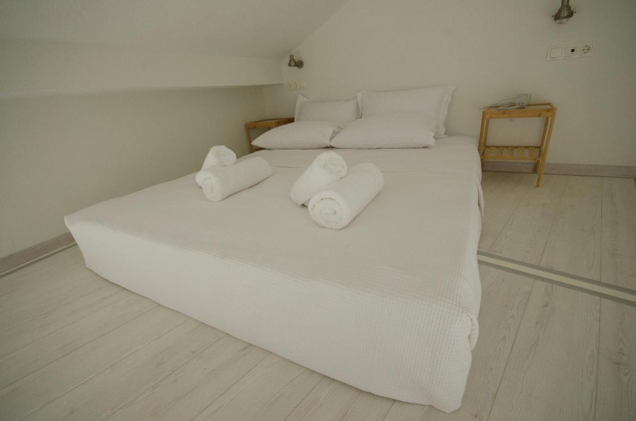 L Anima Boutique Suites Скиатос Екстериор снимка