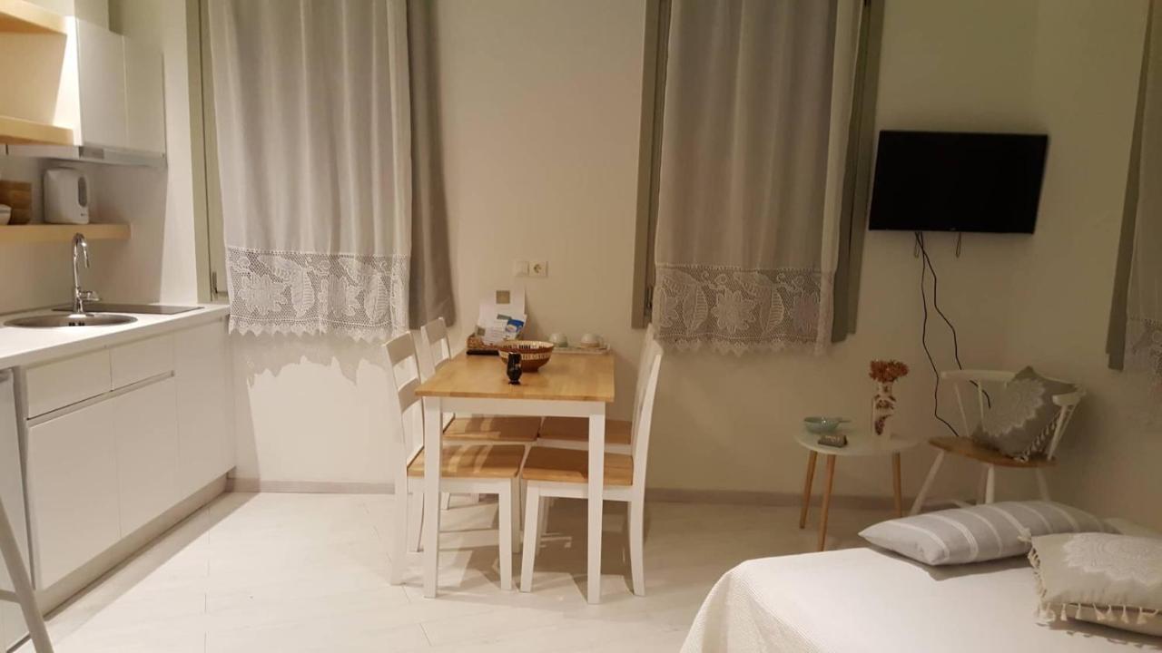 L Anima Boutique Suites Скиатос Екстериор снимка